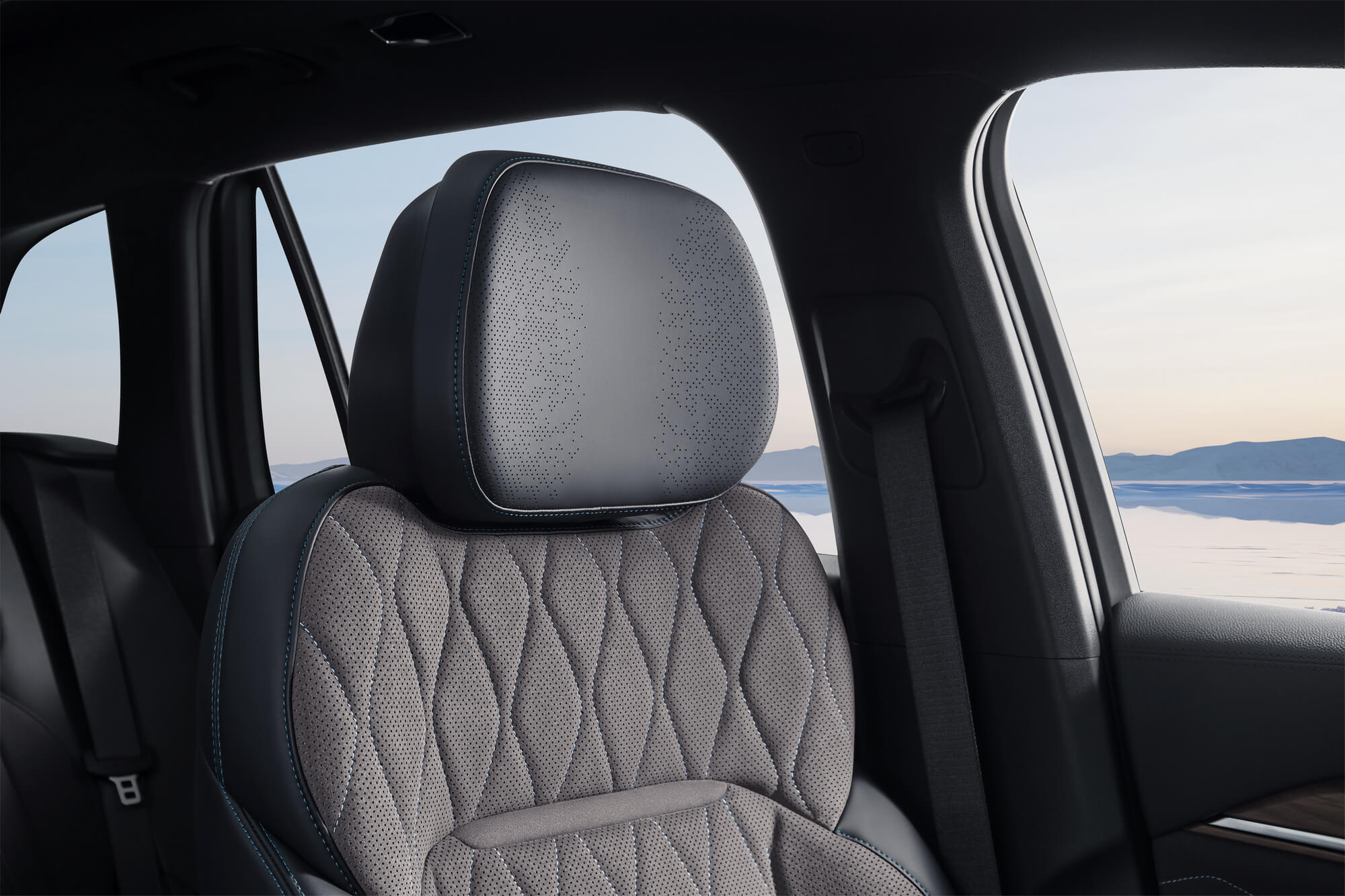 LUXURY HEADREST SPEAKERS